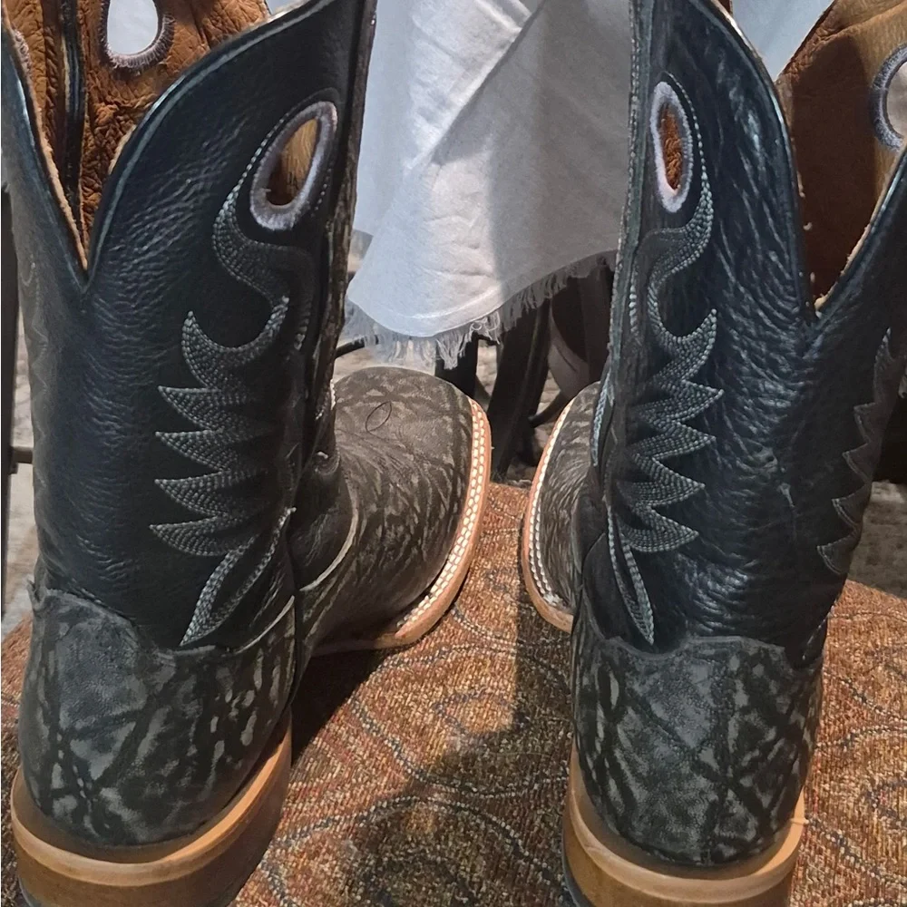 Ariat Black & Brown Patterned Western Pull-On Boots - Picture 5 of 5